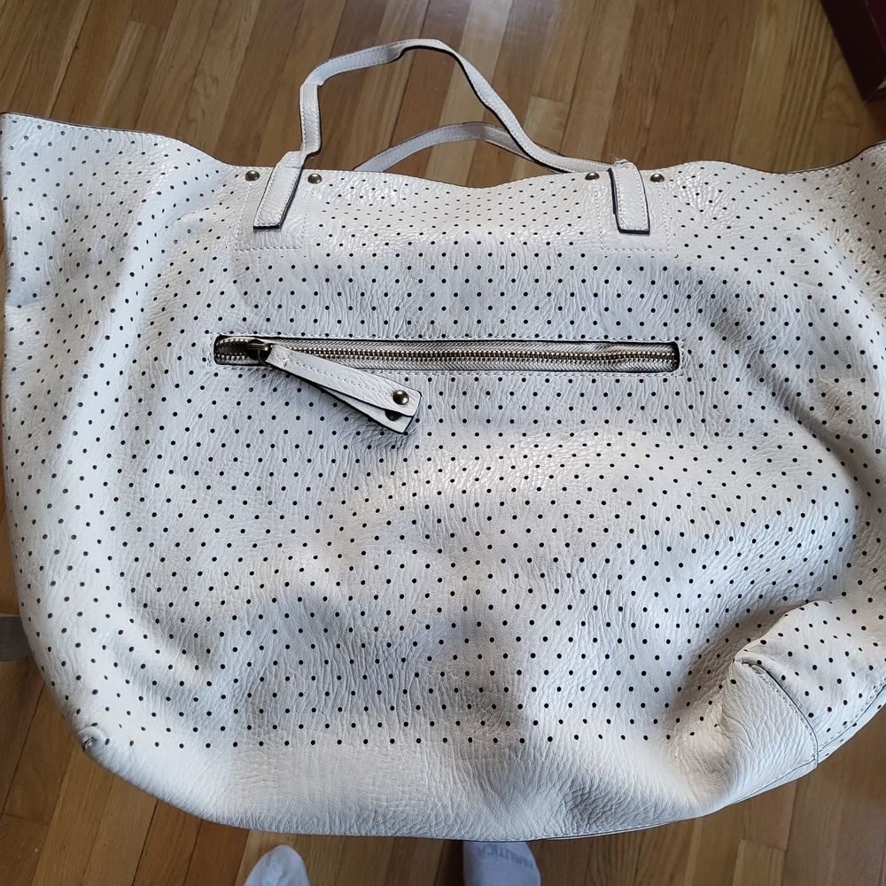 Source Unknown White Perforated Tote with Front Zip Pocket